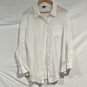 Chic White Button-Up Blouse